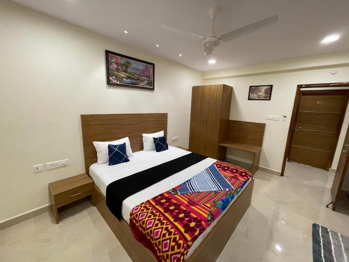 Srilakshmitulasiresidency Hotel Tirupati Exterior photo